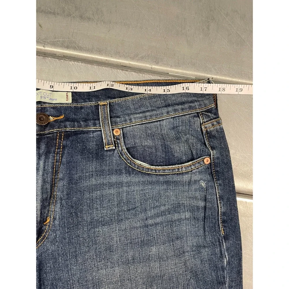 Levis 515‎ Jeans Womens 34X32 Blue Medium Wash Denim Boot Cut